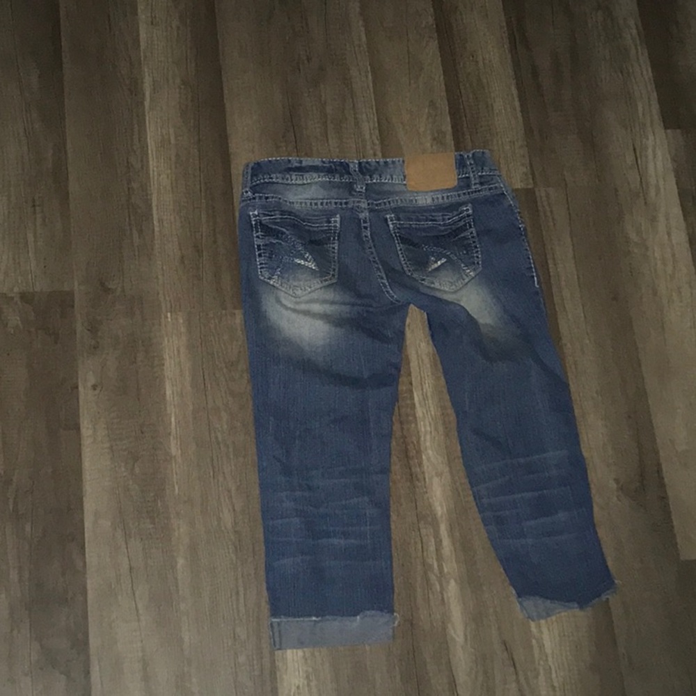 Capris - Picture 2 of 3